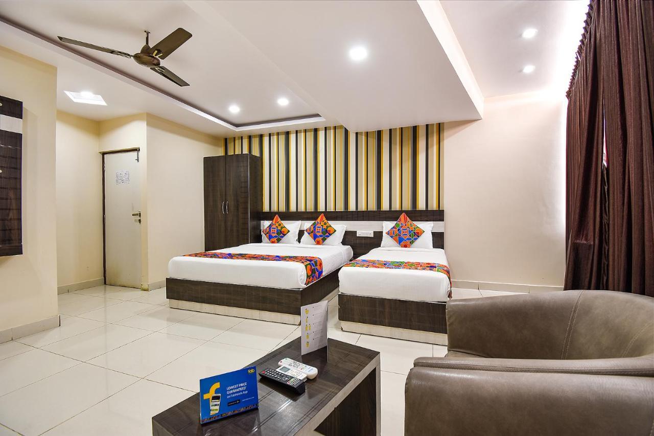 Fabhotel Rotano Suites - Yelahanka Бангалор Экстерьер фото